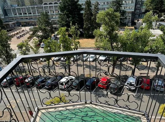 Bnb Il Bicciolano 2 - Bilocale Fronte Ospedale